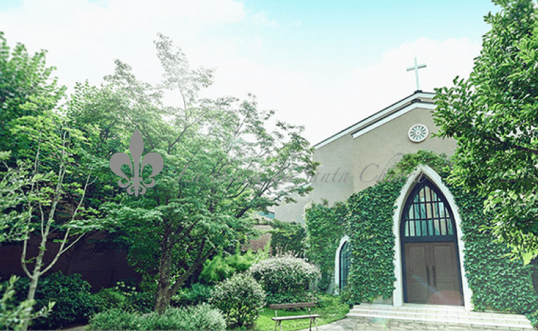 南青山サンタキアラ教会